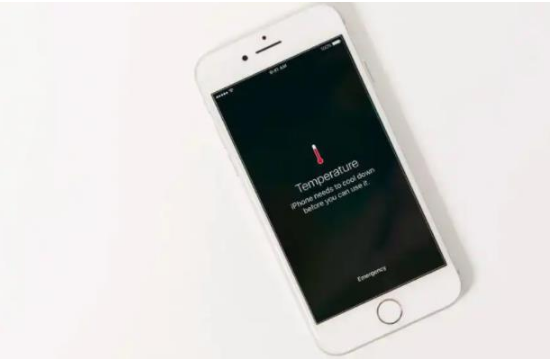 乌审苹果手机维修分享iPhone 手机发热如何快速降温 